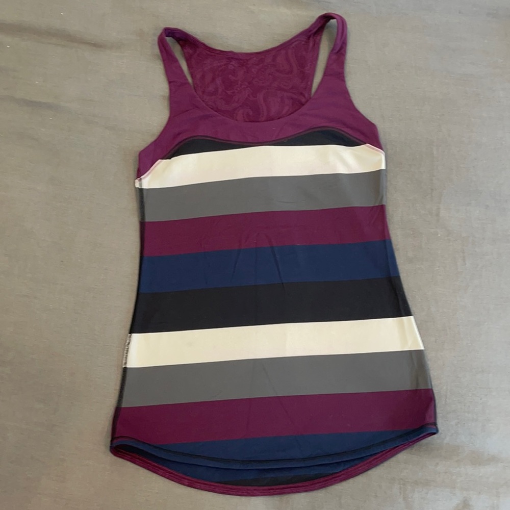 Lululemon tank